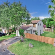 Casa a la venta en 14715 SW 106th Ter, Miami FL 33196