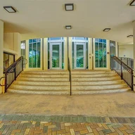 Apartamento a la venta en 2501 S Ocean Dr # 1211, Hollywood FL 33019