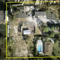 Casa a la venta en 21050 SW 172nd Ave, Miami FL 33187