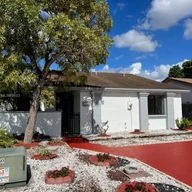 Casa a la venta en 5419 NW 197th Ln, Miami Gardens FL 33055
