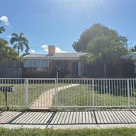 Casa a la venta en 1600 Jackson St, Hollywood FL 33020