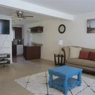 Casa a la venta en 12650 NE 1st Ave, North Miami FL 33161