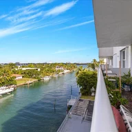 Apartamento a la venta en 10000 W Bay Harbor Dr # 503, Bay Harbor Islands FL 33154