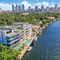 Apartamento a la venta en 1090 NW N River Dr # 404, Miami FL 33136