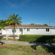Casa a la venta en 12951 SW 268th St, Homestead FL 33032