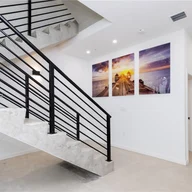 Casa a la venta en 7103 NE 4th CT # 2, Miami FL 33138