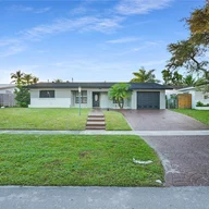 Casa a la venta en 2000 N 37th Ave, Hollywood FL 33021