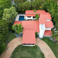 Casa a la venta en 7765 SW 57th Ter, Miami FL 33143