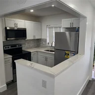 Casa a la venta en 2418 NW 52nd St # 2418, Tamarac FL 33309