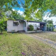 Casa a la venta en 2826 Madison St, Hollywood FL 33020