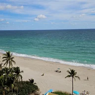 Apartamento a la venta en 2501 S Ocean Dr # 909, Hollywood FL 33019