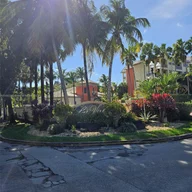 Apartamento a la venta en 8290 Lake Dr # 213, Doral FL 33166