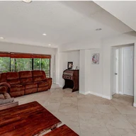 Apartamento a la venta en 4000 N Hills Dr # 29, Hollywood FL 33021