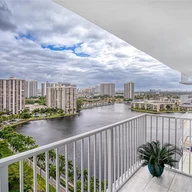 Apartamento a la venta en 2801 NE 183rd St # 2014W, Aventura FL 33160