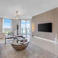 Apartamento a la venta en 17301 Biscayne Blvd # 2106, North Miami Beach FL 33160