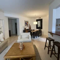 Apartamento a la venta en 3001 NE 185th St # 114, Aventura FL 33180