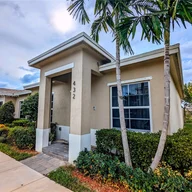 Casa a la venta en 432 NE 4th Ave, Florida City FL 33034