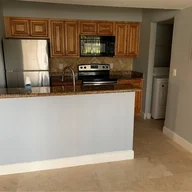 Apartamento a la venta en 1233 SW 46th Ave # 603, Pompano Beach FL 33069
