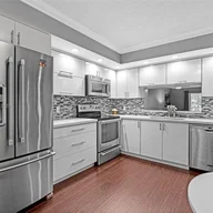 Apartamento a la venta en 12750 SW 4th Ct # 310J, Pembroke Pines FL 33027