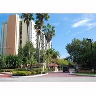 Apartamento a la venta en 17021 N Bay Rd # 329, Sunny Isles Beach FL 33160