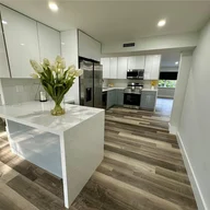 Casa a la venta en 1619 NW 16th St, Fort Lauderdale FL 33311