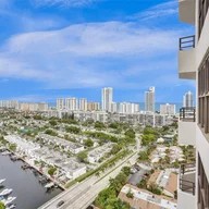 Apartamento a la venta en 2500 Parkview Dr # 2307, Hallandale Beach FL 33009