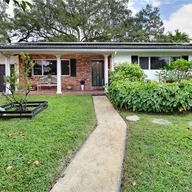 Casa a la venta en 19901 NE 21st Ave, Miami FL 33179