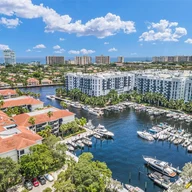 Apartamento a la venta en 3200 Port Royale Dr N # 2005, Fort Lauderdale FL 33308