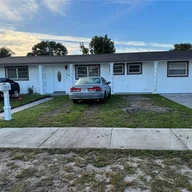 Casa a la venta en 3970 NW 174th St, Miami Gardens FL 33055