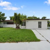 Casa a la venta en 118 SW 25th Ave, Boynton Beach FL 33435