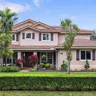 Casa a la venta en 12981 SW 221st St, Miami FL 33170