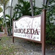 Apartamento a la venta en 1910 SW 17th Ave # 3, Miami FL 33145