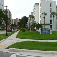 Apartamento a la venta en 200 177th Dr # 315, Sunny Isles Beach FL 33160