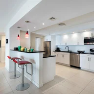 Apartamento a la venta en 1800 NE 114th St # 607, Miami FL 33181