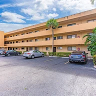 Apartamento a la venta en 8415 SW 107th Ave # 309W, Miami FL 33173