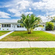 Casa a la venta en 640 NW 195th Ter, Miami Gardens FL 33169