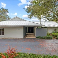 Casa a la venta en 9858 SW 94th Ter, Miami FL 33176