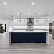 Casa a la venta en 831 Cortez St, Coral Gables FL 33134