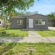 Casa a la venta en 2518 Thomas St, Hollywood FL 33020