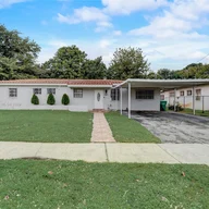 Casa a la venta en 2030 NW 185th Ter, Miami Gardens FL 33056