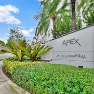 Apartamento a la venta en 8195 NW 104th Ave # 2, Doral FL 33178