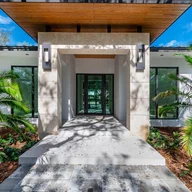 Casa a la venta en 7777 SW 114th St, Pinecrest FL 33156