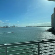 Apartamento a la venta en 335 S Biscayne Blvd # 1012, Miami FL 33131