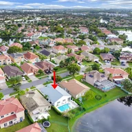 Casa a la venta en 13236 SW 52nd St, Miramar FL 33027