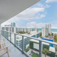 Apartamento a la venta en 4010 S Ocean Dr # T4005, Hollywood FL 33019