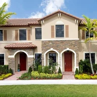 Casa a la venta en 484 SE 32 Ave, Homestead FL 33033