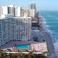 Apartamento a la venta en 3180 S Ocean Dr # 721, Hallandale Beach FL 33009