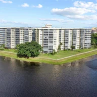 Apartamento a la venta en 3095 N Course Dr # 602, Pompano Beach FL 33069