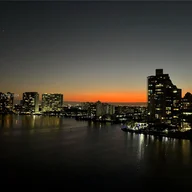 Apartamento a la venta en 3600 Mystic Pointe Dr. # 1801, Aventura FL 33180