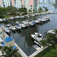 Apartamento a la venta en 3340 NE 190th St # 502, Aventura FL 33180